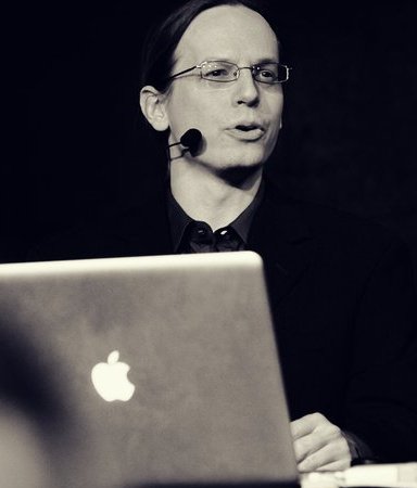 293164_259119714107290_5838291_n