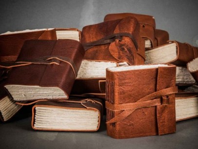 kirjansitojatar-mari-vehkaluoto