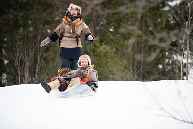 56879224_268255510795873_8704632861870784512_n